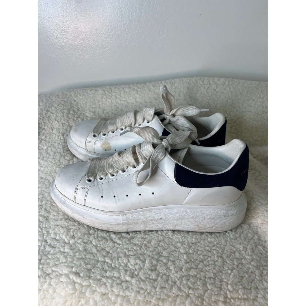 Alexander McQueen Oversized Sneakers White Navy Blue Suede 462214 Mens 39